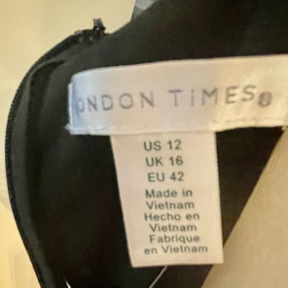 Womans London Times size 12 Romper - Picture 10 of 11